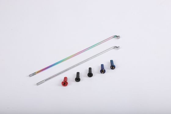 Alta rigidità Colorevole e Titano Motociclette Spokes resistenza all'usura